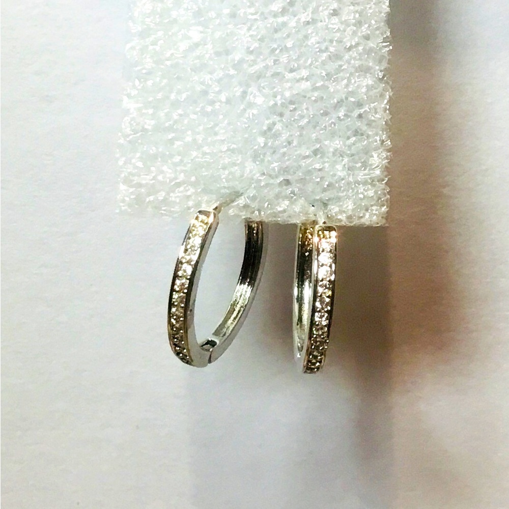 Elegant and comfortable hoop earrings.